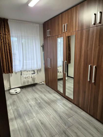 Apartament cu 4 camere decomandat în Lunca Apei