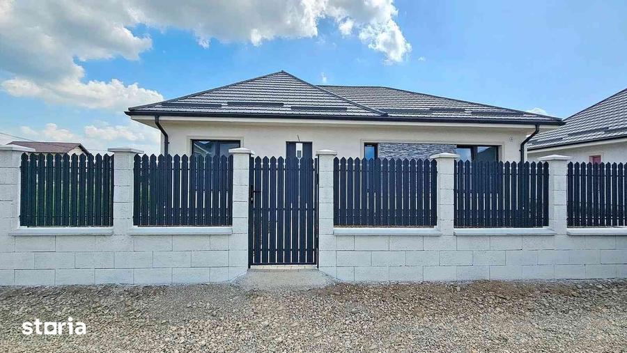 Casă cu 4 camere cu Teren 595 Mp în Bod
