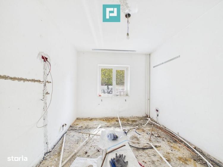Apartament cu 3 camere în Aurel Vlaicu