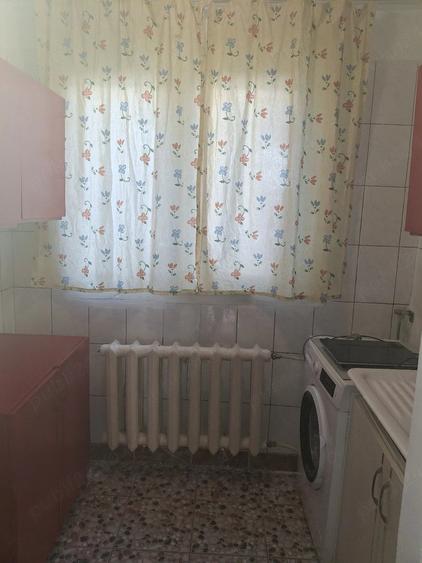 Garsonieră decomandată în Viilor