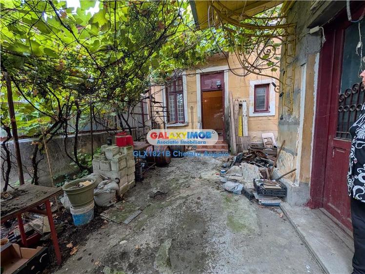 Casă cu 2 camere cu Garaj în Parcul Carol