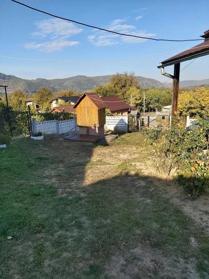 Casă cu 3 camere cu Teren 18 Mp în Fodora