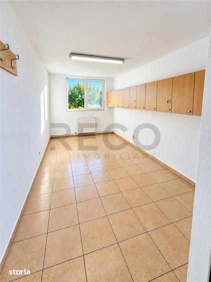 Spațiu comercial, de 450 mp, în Borș