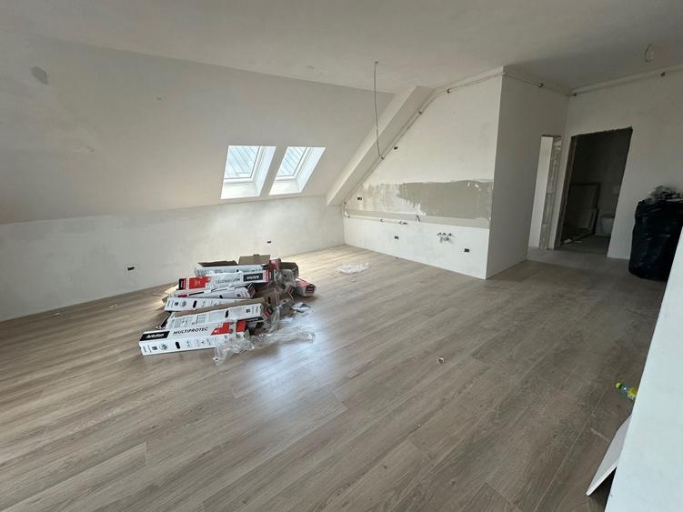 Apartament cu 2 camere decomandat în Freidorf