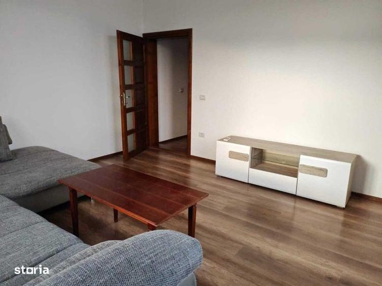 Apartament cu 3 camere decomandat în Lugojului