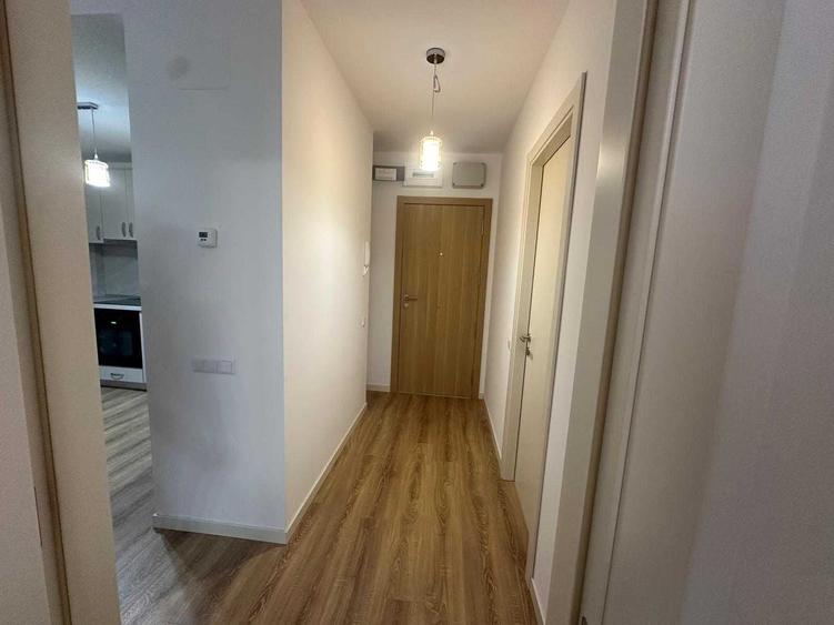 Apartament cu 2 camere semidecomandat în Ghencea