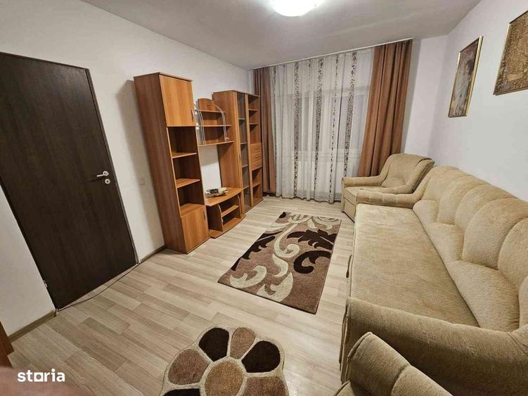 Apartament cu 2 camere decomandat în Apărătorii Patriei — fotografia 1