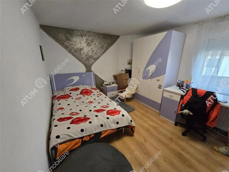 Casă cu 5 camere cu Teren 290 Mp în Central