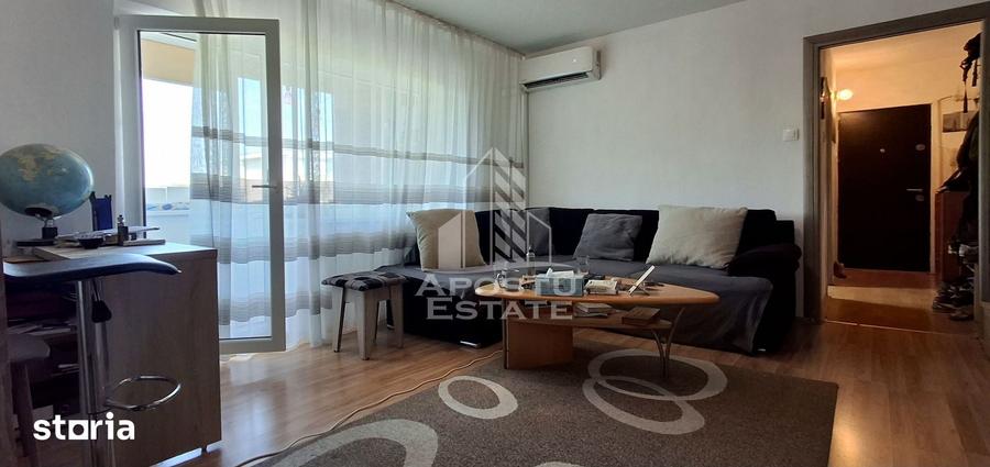 Apartament cu 2 camere semidecomandat în Micălaca