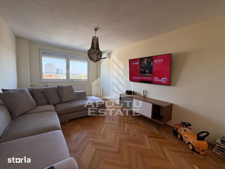 Apartament cu 3 camere decomandat în Punctele Cardinale