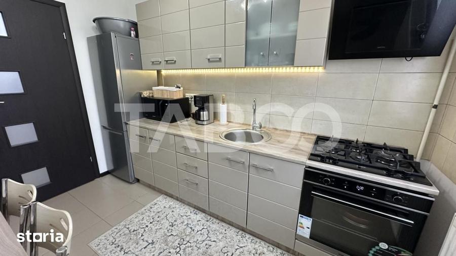 Apartament cu 3 camere decomandat în Șelimbăr