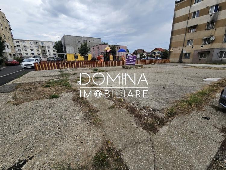 Teren Construcții intravilan de 250 mp, în Lotrului