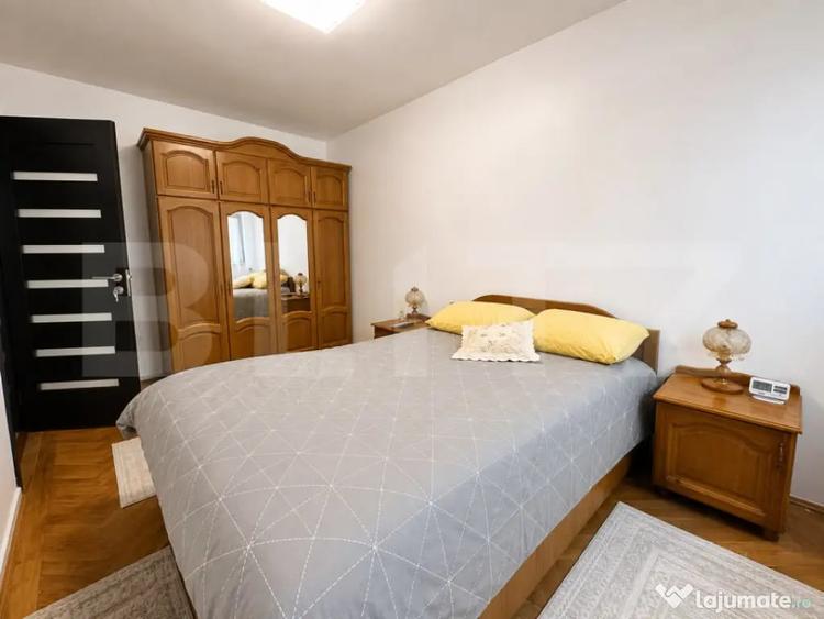 Apartament cu 2 camere semidecomandat în Gojdu
