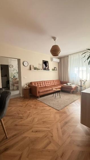 Apartament cu 4 camere decomandat, mobilat în Dristor