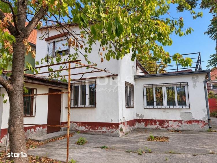 Casă cu 4 camere cu Teren 520 Mp în Central