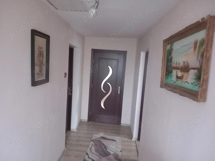 Casă cu 3 camere cu Teren 987 Mp în Tichilești