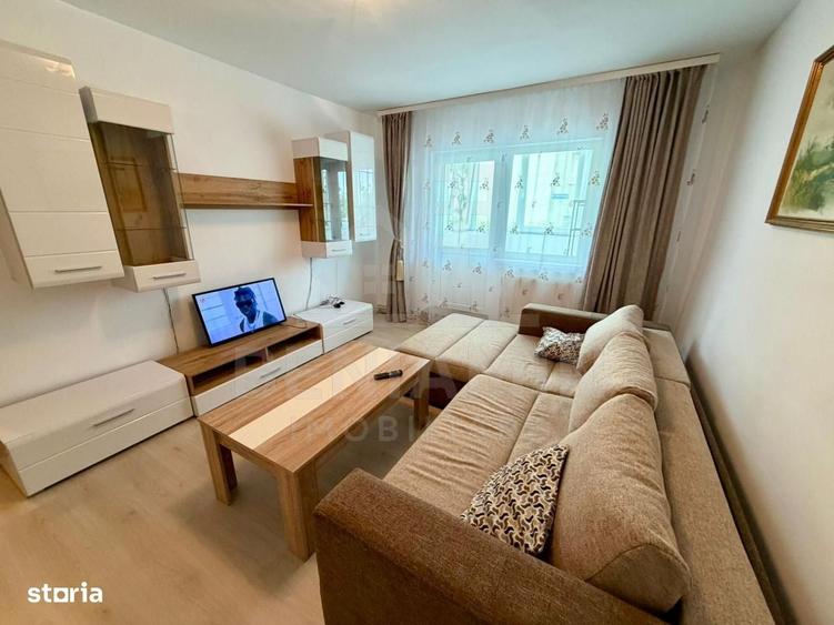 Apartament cu 2 camere decomandat în Hărmanului