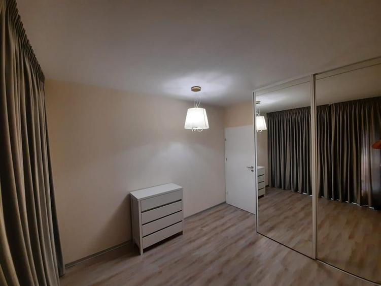 Apartament cu 3 camere decomandat în Calea Dumbrăvii