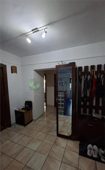 Apartament 3 camere Scriitorilor decomandat, etaj intermedia - 4