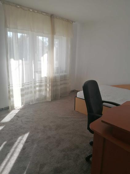 Apartament cu 3 camere decomandat în Mărăști