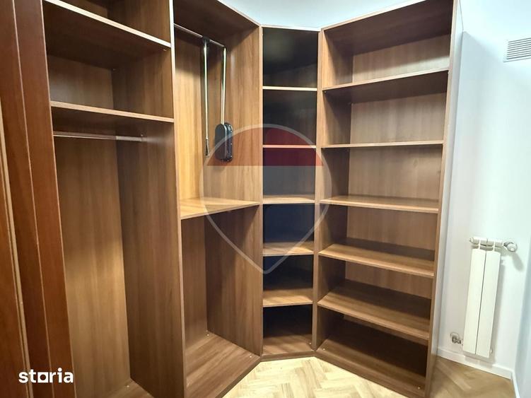 Apartament cu 3 camere în Primăverii