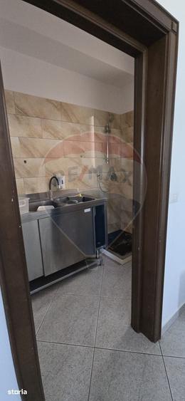 Spațiu comercial, de 320 mp, în Central