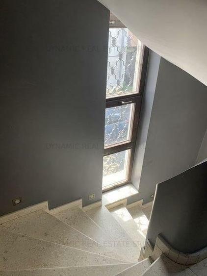 Birou, de 440 mp, în Cișmigiu
