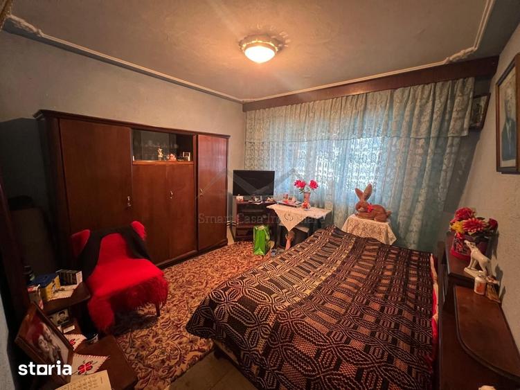 Apartament cu 3 camere decomandat în Holboca