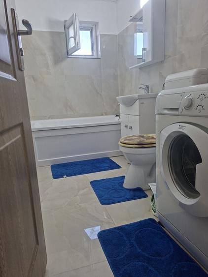 Apartament cu 2 camere semidecomandat în Sintea Mică