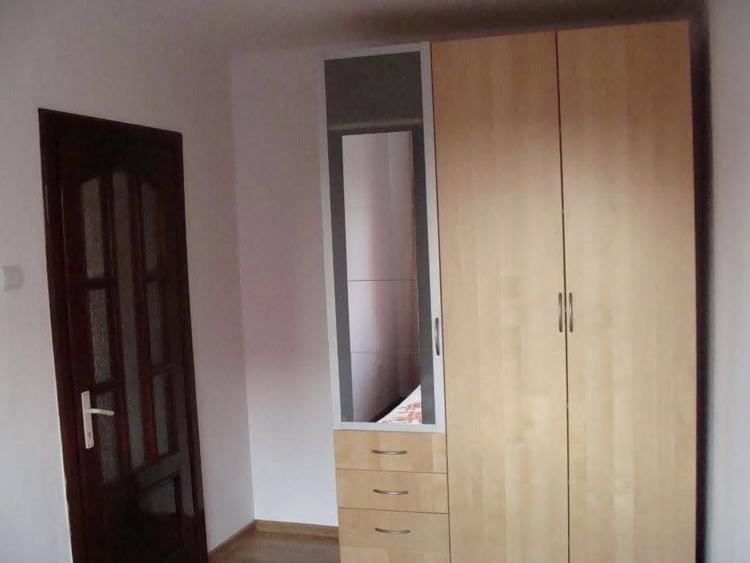 Apartament cu 3 camere semidecomandat în UTA