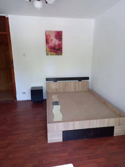 Apartament cu 4 camere decomandat în Govândari