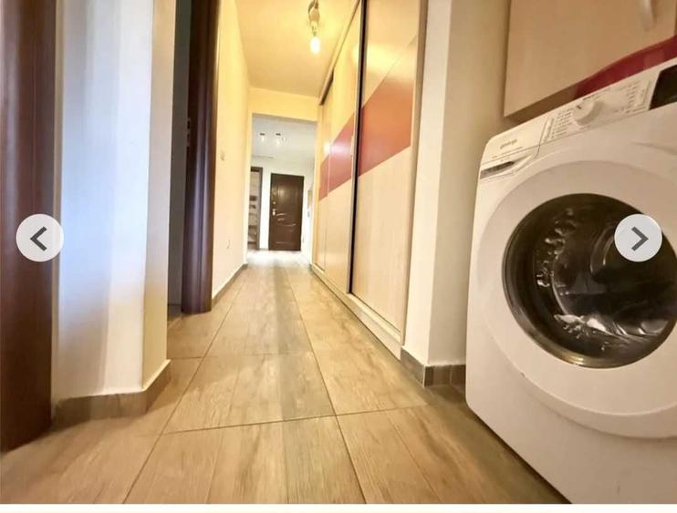 Apartament cu 3 camere decomandat în Dâmbovița