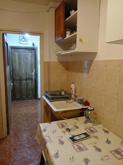 Apartament cu 2 camere semidecomandat în Vest