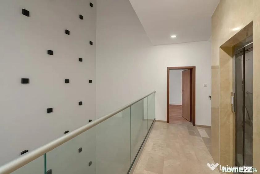 Apartament cu 4 camere decomandat în Nordului