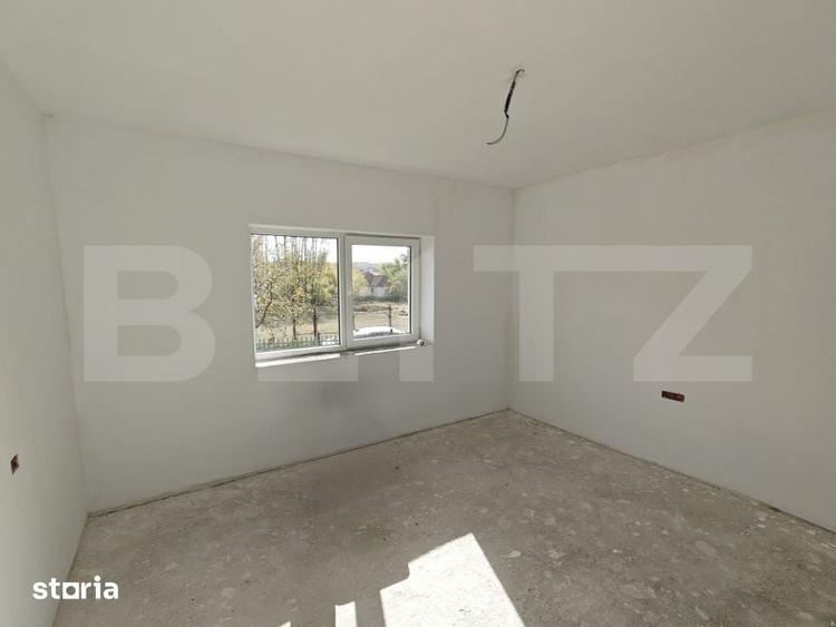 Casă cu 3 camere cu Teren 4200 Mp în Ardud