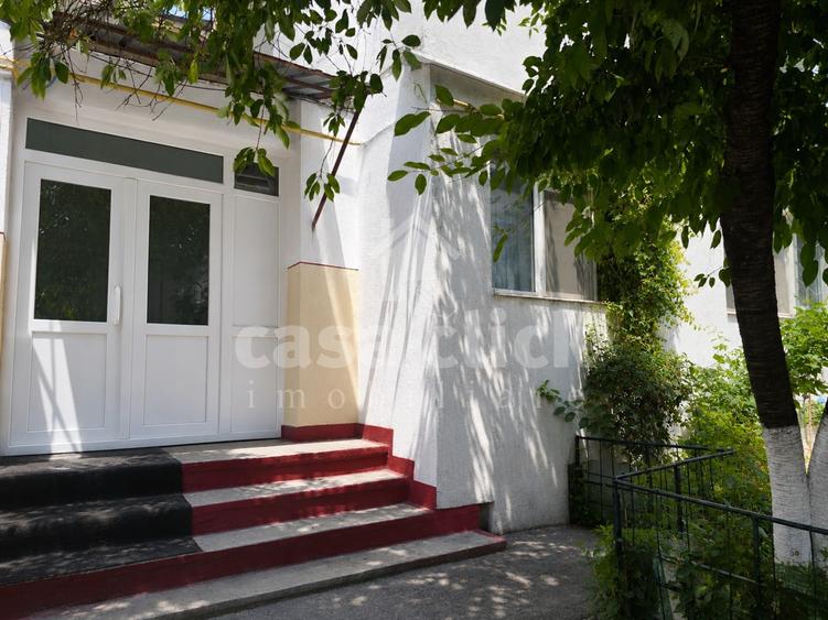 Garsonieră decomandată în Micro 14