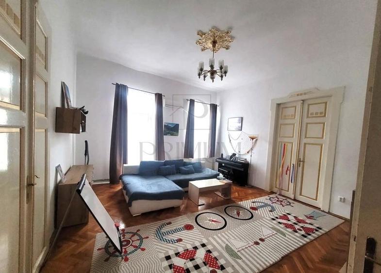 Apartament cu 3 camere circular, mobilat în P-ța Maria