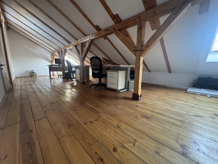 Duplex cu 5 camere cu Canalizare în Băneasa