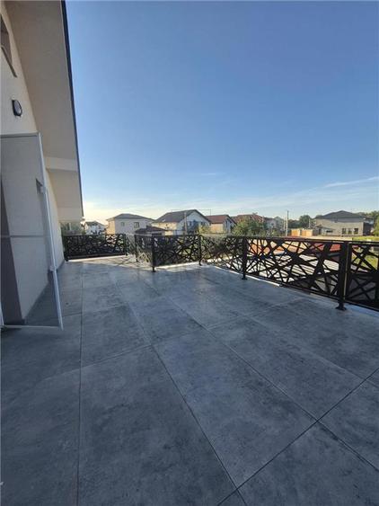 Casă individuală cu 5 camere cu Teren 501 Mp în Ghiroda