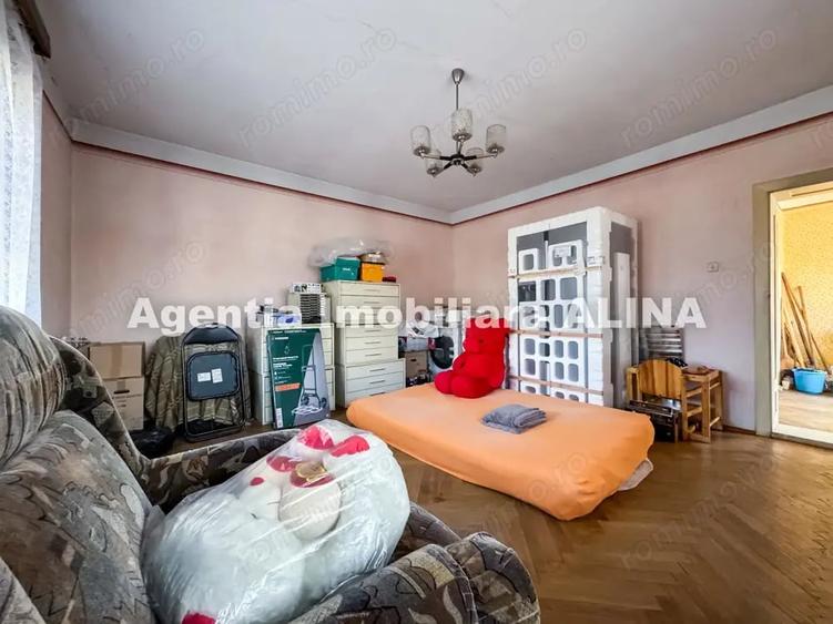 Casă cu 3 camere cu Teren 744 Mp în Criș