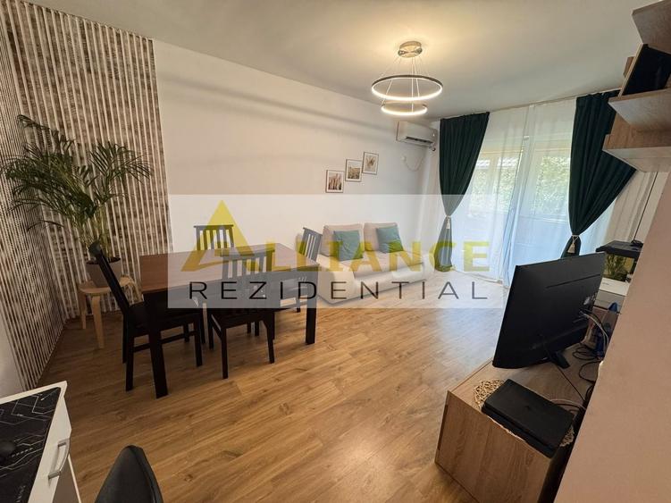 Apartament cu 2 camere decomandat, mobilat în Sud