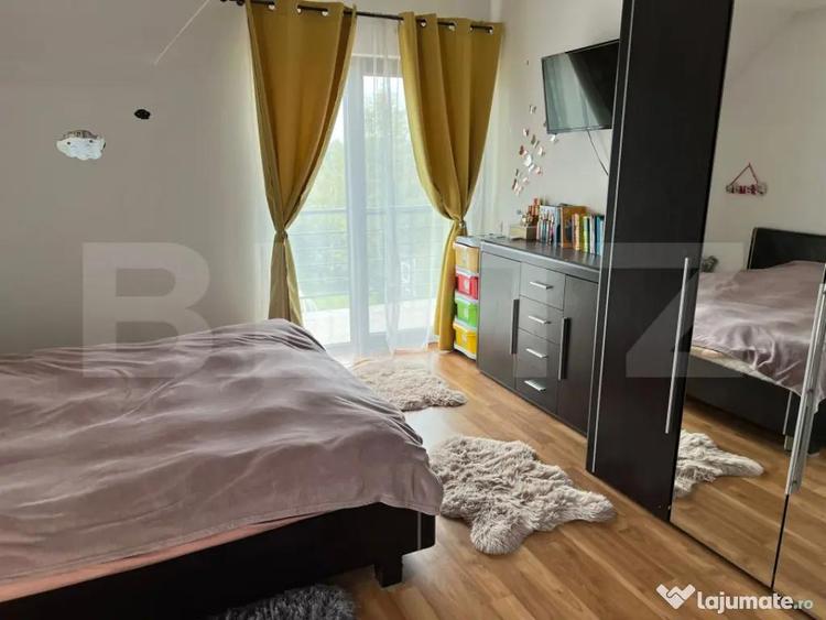 Casă cu 2 camere cu Teren 2200 Mp în Nazna