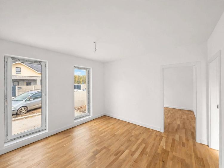 Duplex cu 3 camere cu Canalizare în Ghiroda