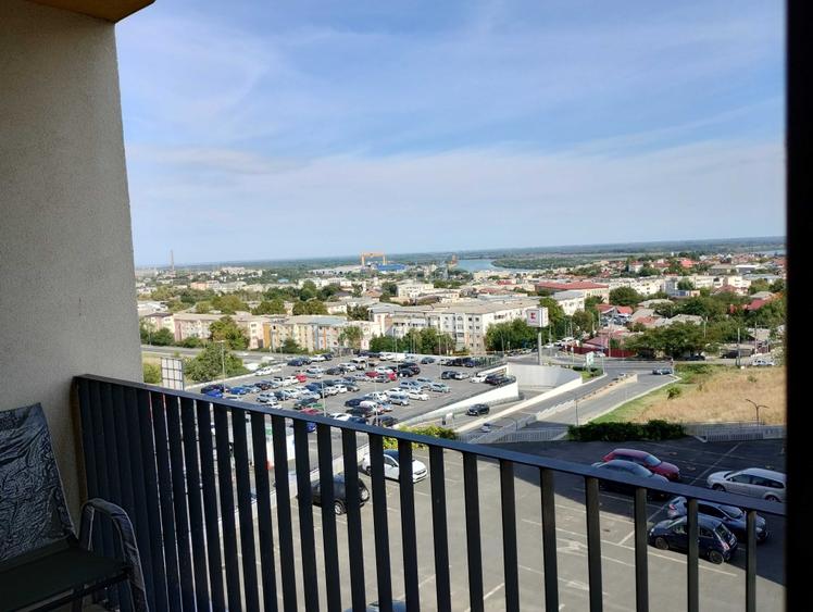 Apartament cu 2 camere semidecomandat în Exterior Vest