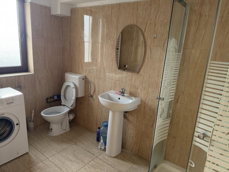 Apartament cu 2 camere semidecomandat în Vasile Aaron