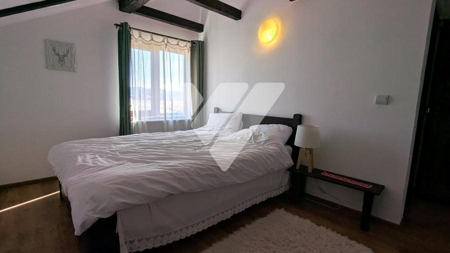 Casă individuală cu 7 camere cu Teren 430 Mp în Păltiniș