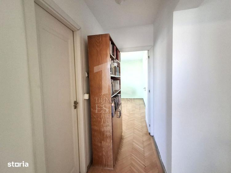 Apartament cu 3 camere, mobilat în Ștefan cel Mare