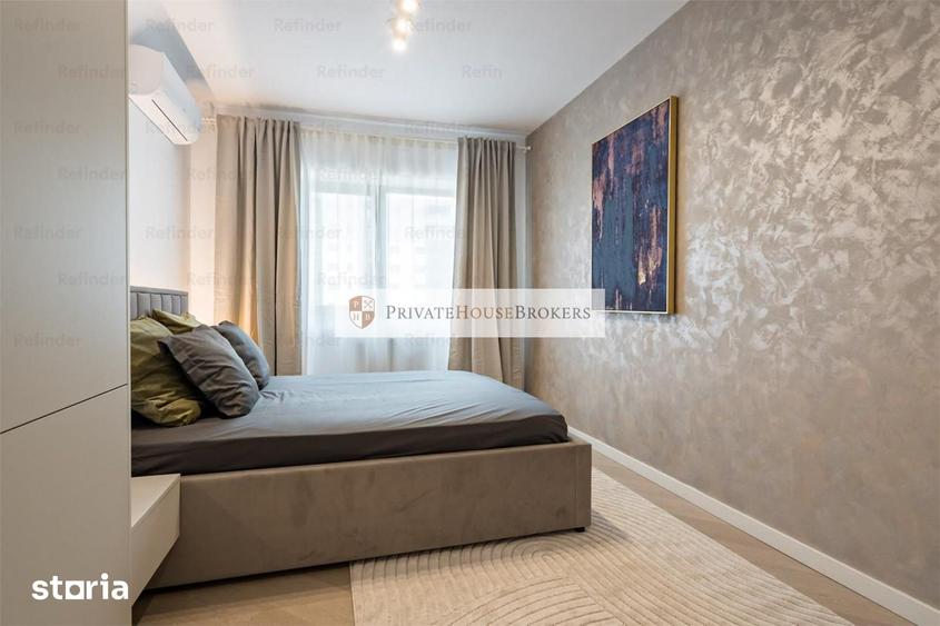 Apartament cu 3 camere semidecomandat, mobilat în Central — fotografia 1