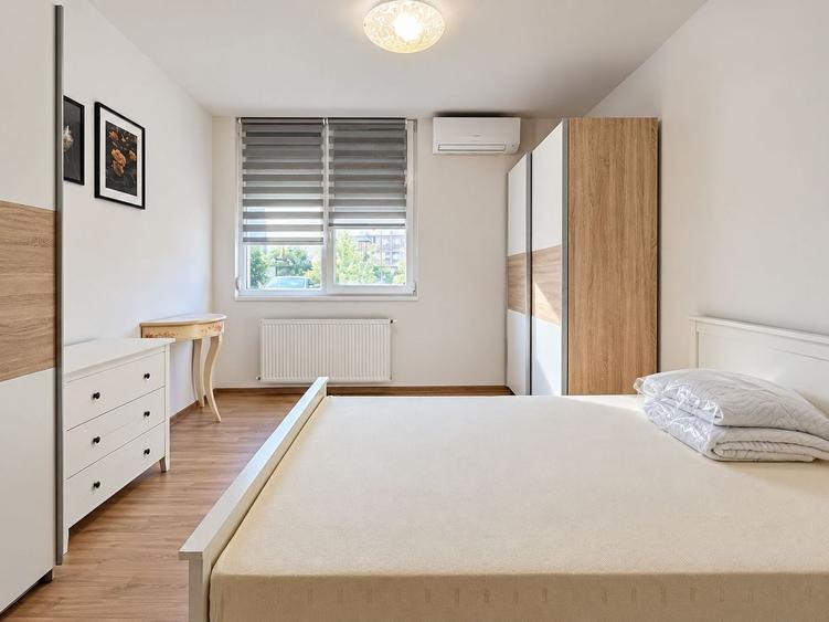 Apartament cu 2 camere semidecomandat, mobilat în Giroc