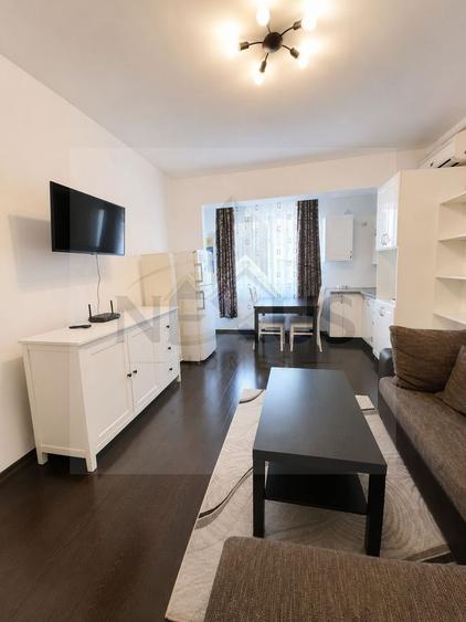 Apartament cu 2 camere semidecomandat, mobilat în Sud — fotografia 3